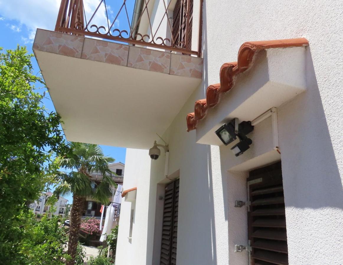 מאלינסקה Apartments Kamelija מראה חיצוני תמונה