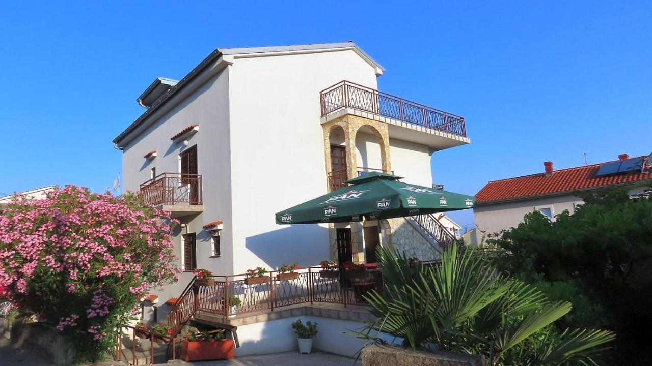 מאלינסקה Apartments Kamelija מראה חיצוני תמונה